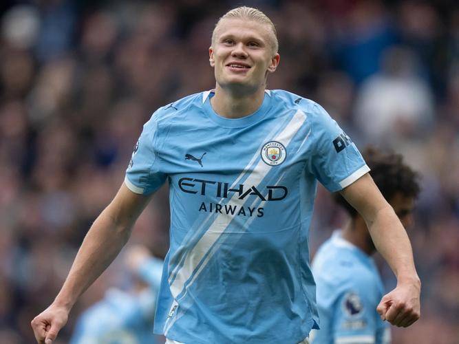 哈兰德回开云归锋线，曼城进攻再度提速